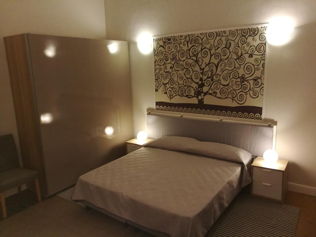 Ursino Rooms Apartment Катания Экстерьер фото